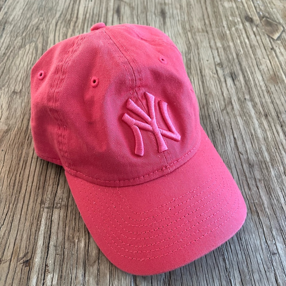 Fuschia Yankees ball cap
